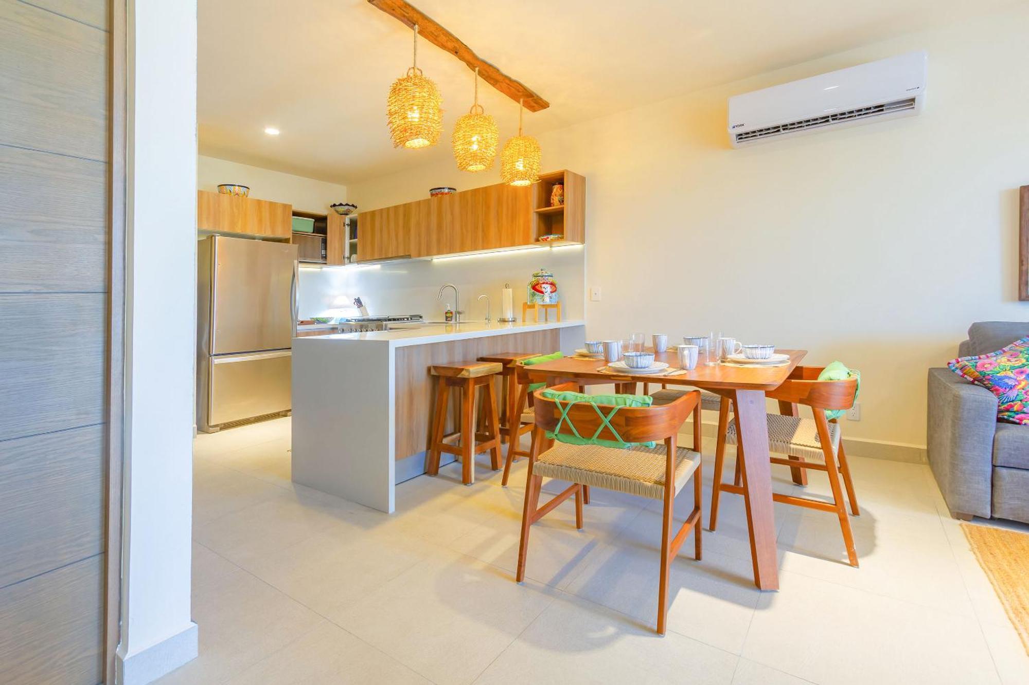 Santamar By Tao Beach Condos With Pool & Walk To Ocean 아쿠말 객실 사진
