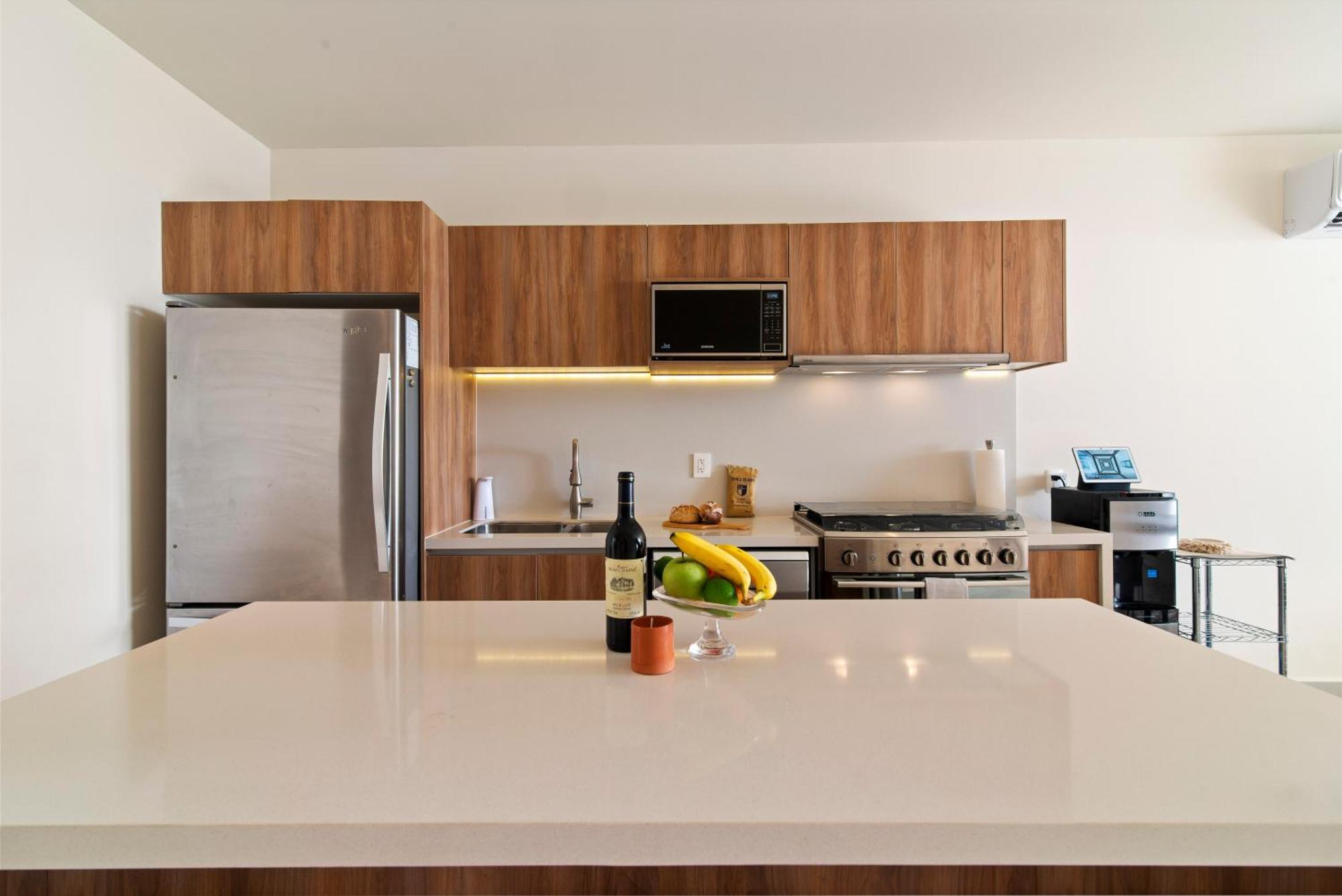 Santamar By Tao Beach Condos With Pool & Walk To Ocean 아쿠말 외부 사진