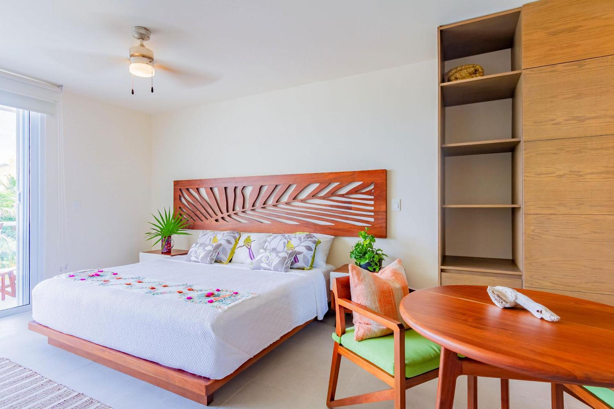 Santamar By Tao Beach Condos With Pool & Walk To Ocean 아쿠말 외부 사진